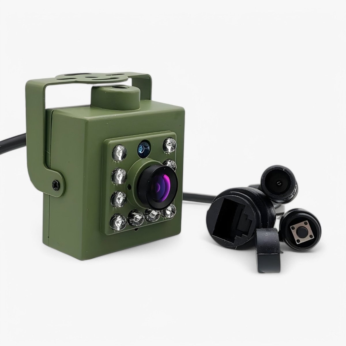 1080p HD weatherproof wildlife camera with night vision...